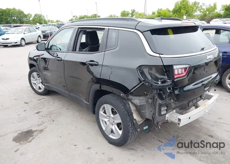 2022 Jeep Compass Latitude из США, поврежденный, VIN 3C4NJCBB3NT234484